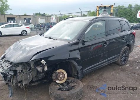 2018 Mitsubishi Outlander Le z USA, uszkodzony, nr VIN JA4AZ3A32JZ020102